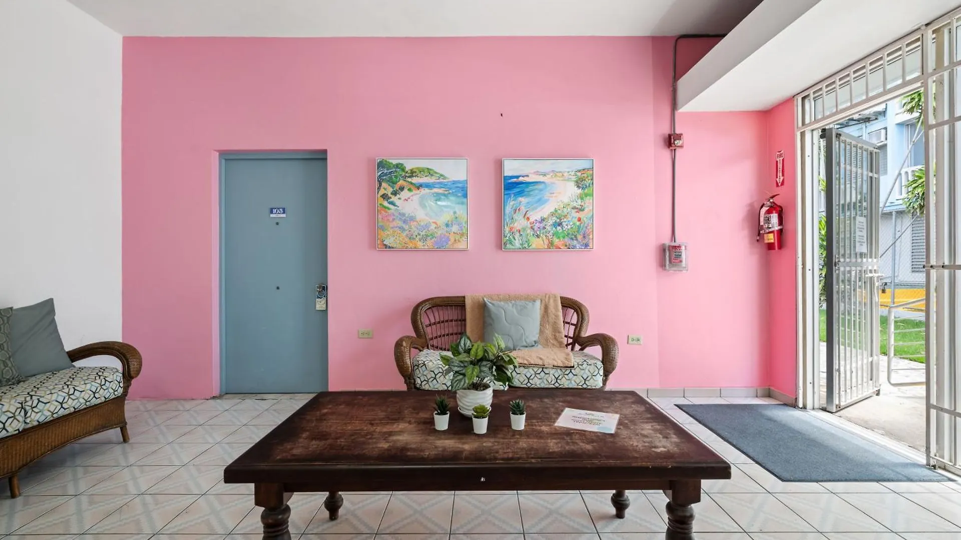 **  סן חואן Borinquen Beach Inn פוארטו ריקו
