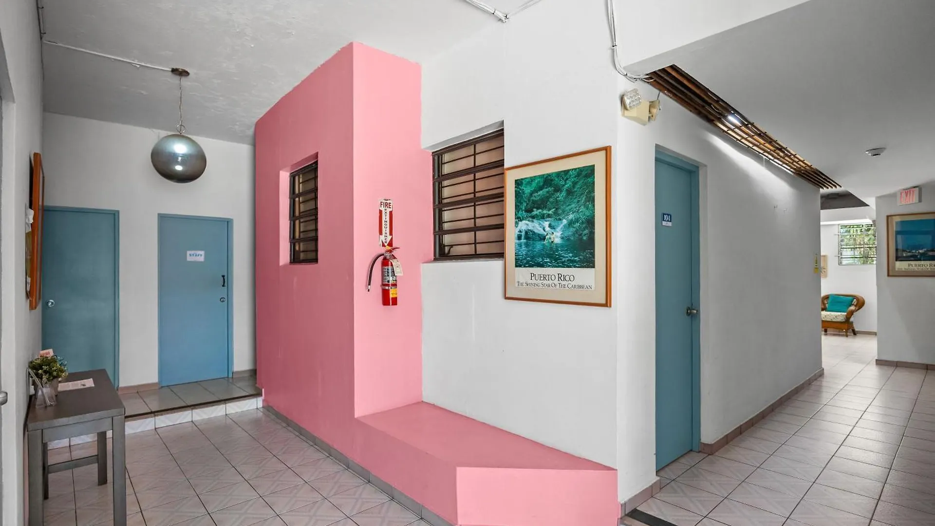 Borinquen Beach Inn サンジョアン