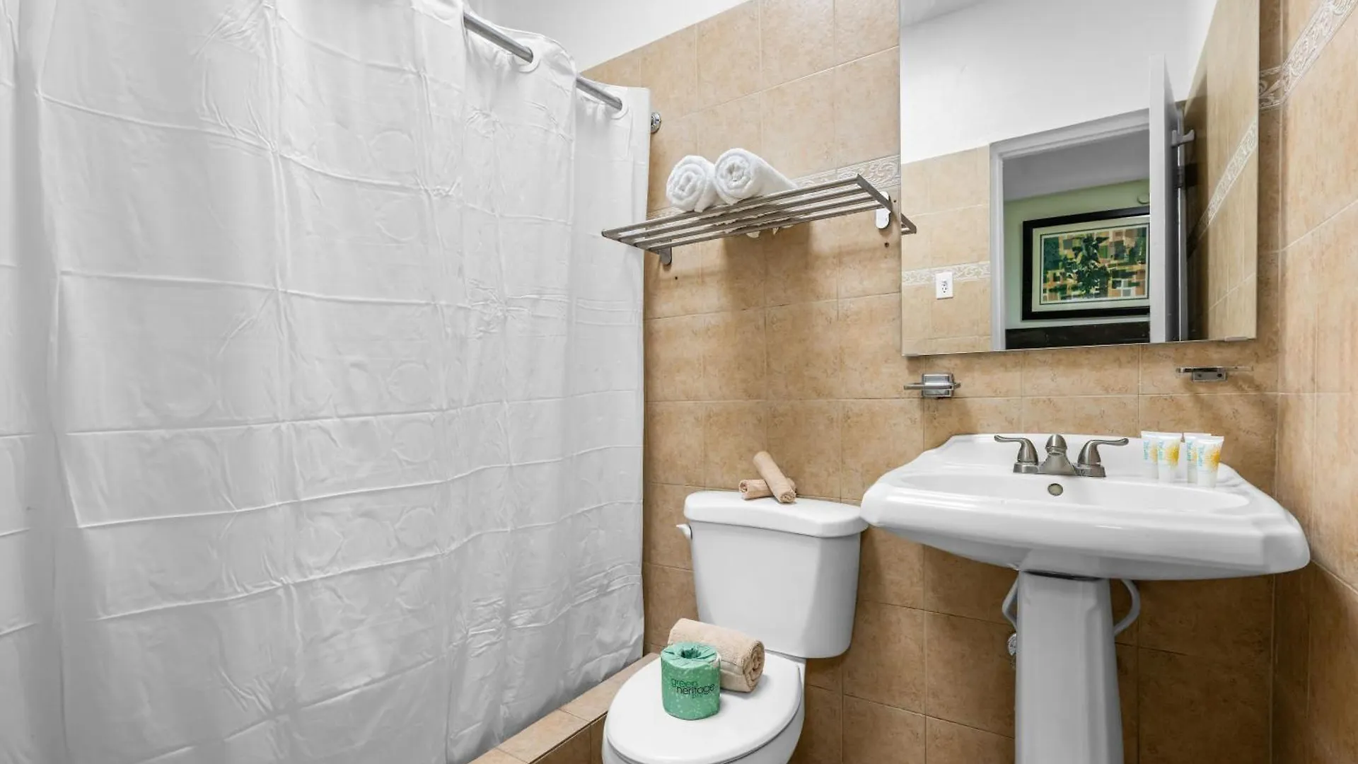 Borinquen Beach Inn サンジョアン 2*,