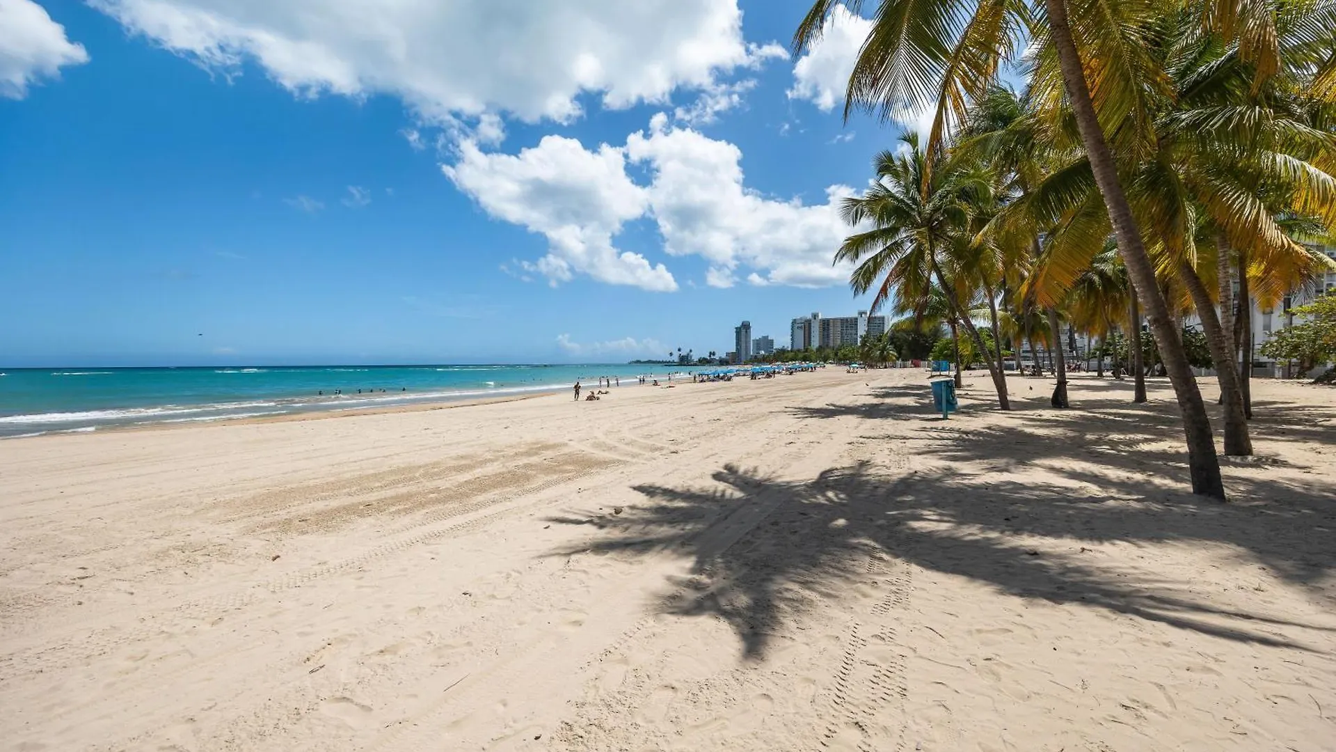 Borinquen Beach Inn サンジョアン
