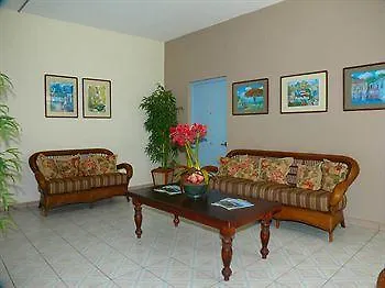 Borinquen Beach Inn サンジョアン 2*,