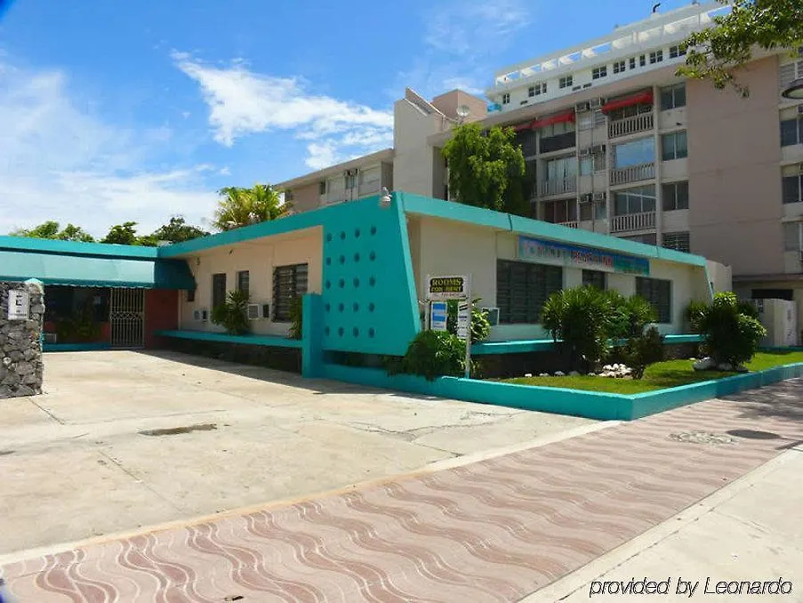 Borinquen Beach Inn サンジョアン