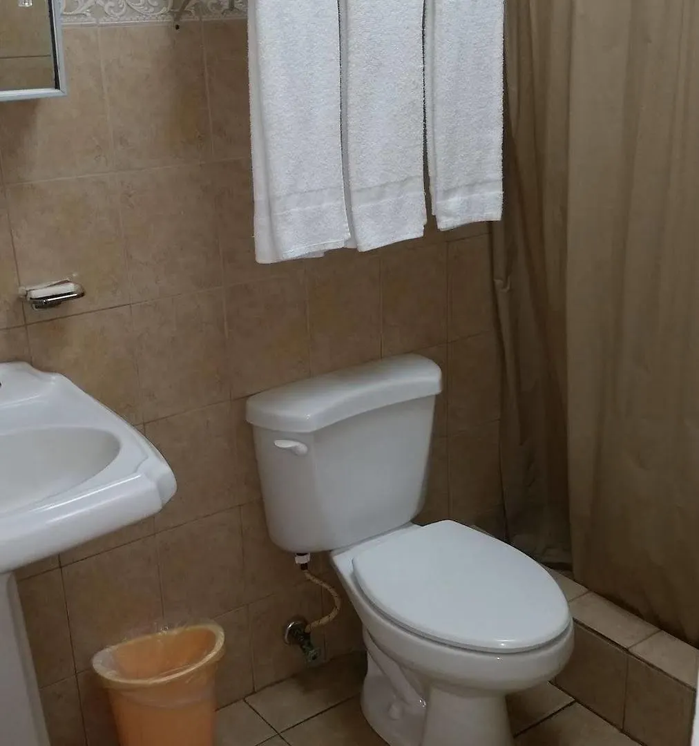 Borinquen Beach Inn サンジョアン